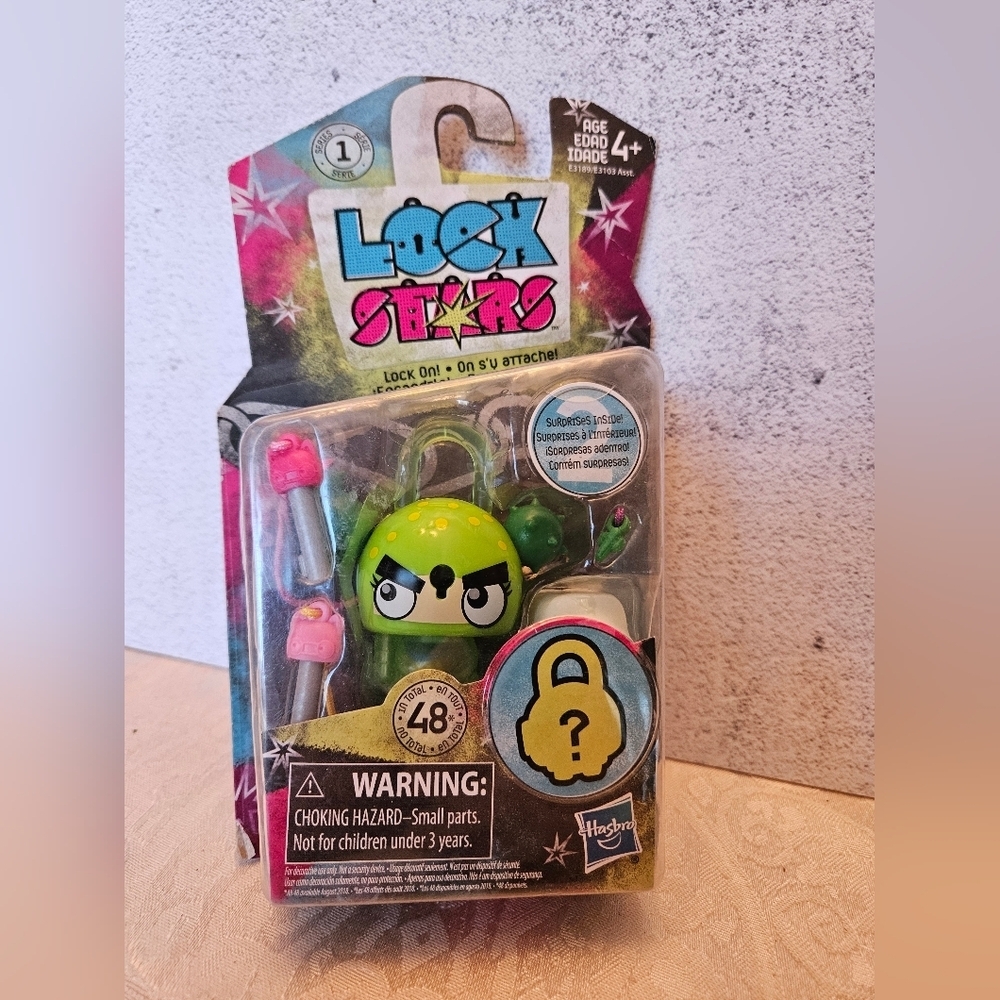 Lock Stars Series 1 Cactus Green Surprise Inside Hasbro Backpack School 2017 NEW